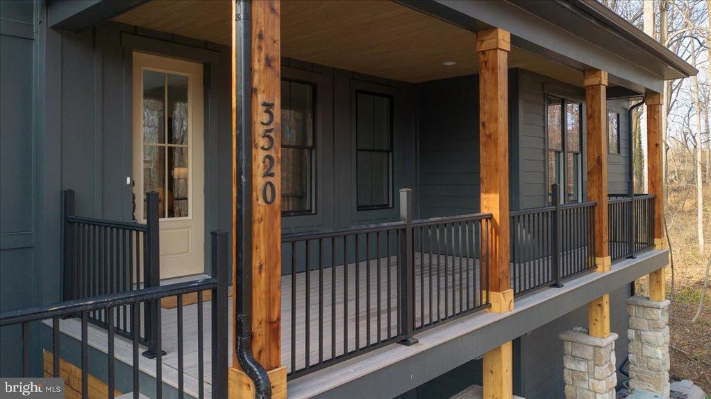 Image 10 of property listing at 3520 CASTLE WAY, Davidsonville, MD 21035