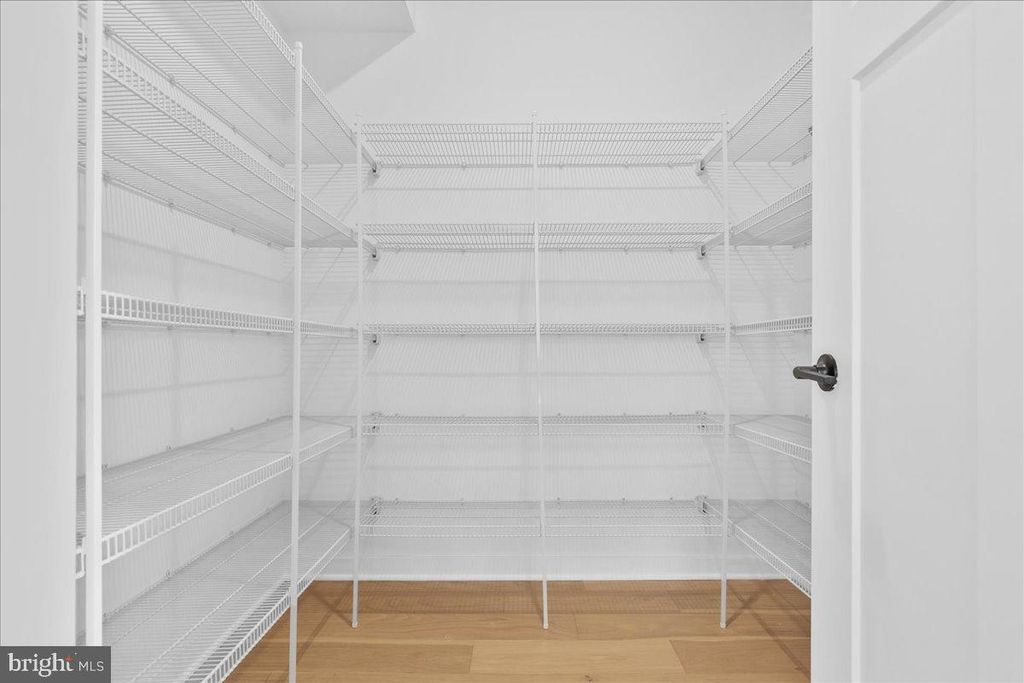 Image 35 of property listing at 3520 CASTLE WAY, Davidsonville, MD 21035