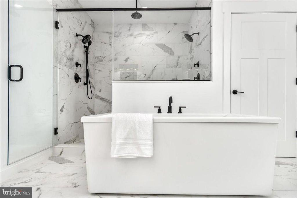 Image 44 of property listing at 3520 CASTLE WAY, Davidsonville, MD 21035