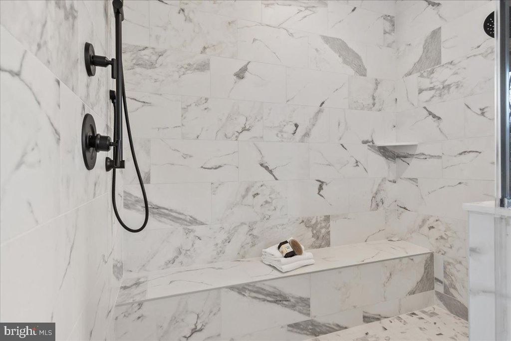 Image 47 of property listing at 3520 CASTLE WAY, Davidsonville, MD 21035