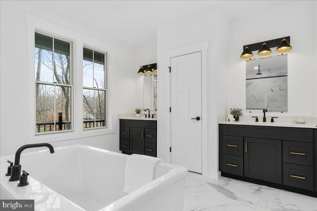 Image 49 of property listing at 3520 CASTLE WAY, Davidsonville, MD 21035