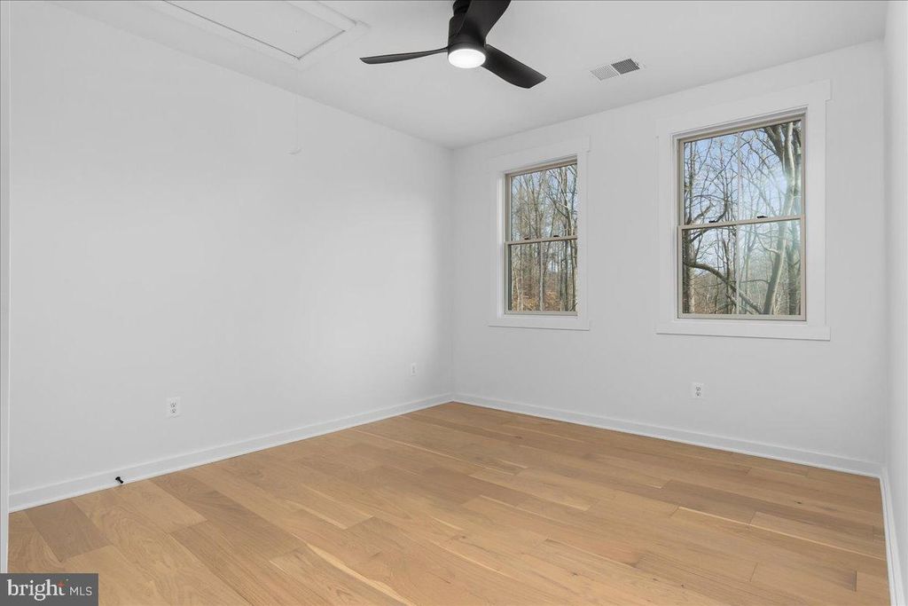 Image 58 of property listing at 3520 CASTLE WAY, Davidsonville, MD 21035