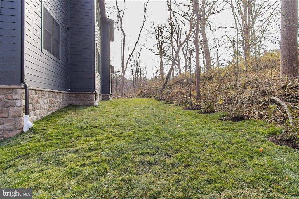 Image 79 of property listing at 3520 CASTLE WAY, Davidsonville, MD 21035