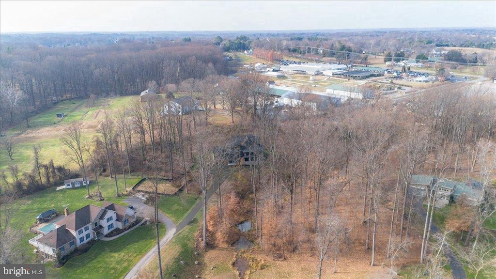 Image 81 of property listing at 3520 CASTLE WAY, Davidsonville, MD 21035