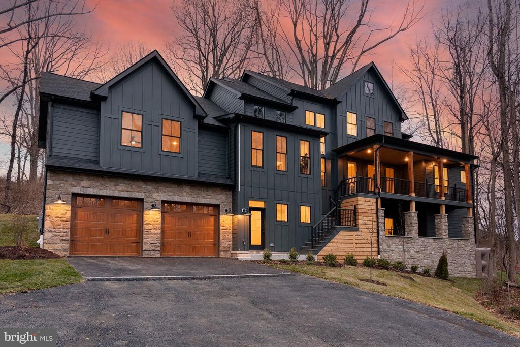 Image 88 of property listing at 3520 CASTLE WAY, Davidsonville, MD 21035