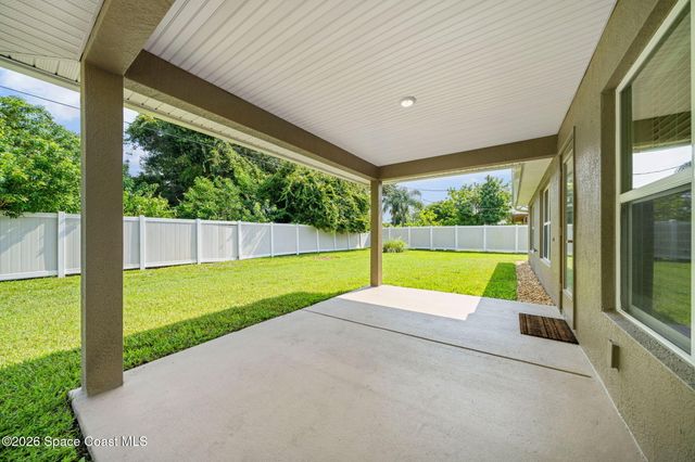 987 Le Baron Street SW, Palm Bay, FL 32908
