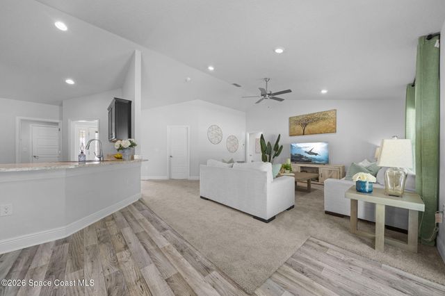 987 Le Baron Street SW, Palm Bay, FL 32908