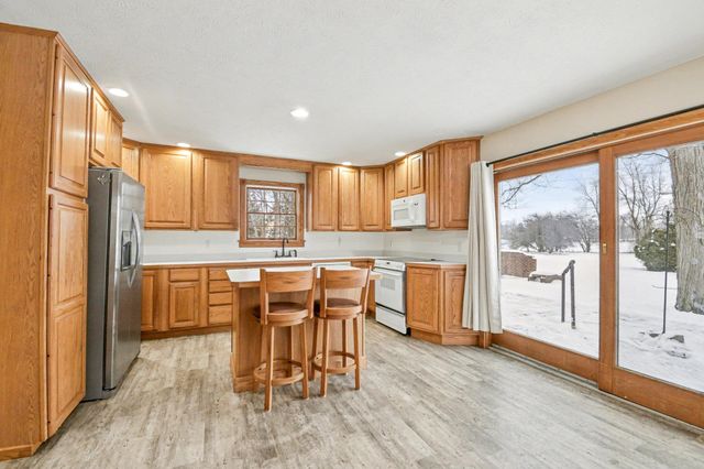 3060 N Sheridan Road, Douglass Twp, MI 48888