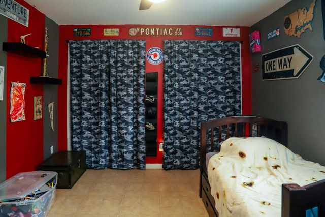 33478 Spreading Oak Lane, Auberry, CA 93602