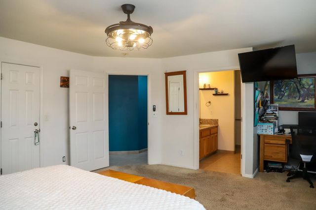 33478 Spreading Oak Lane, Auberry, CA 93602