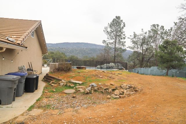 33478 Spreading Oak Lane, Auberry, CA 93602