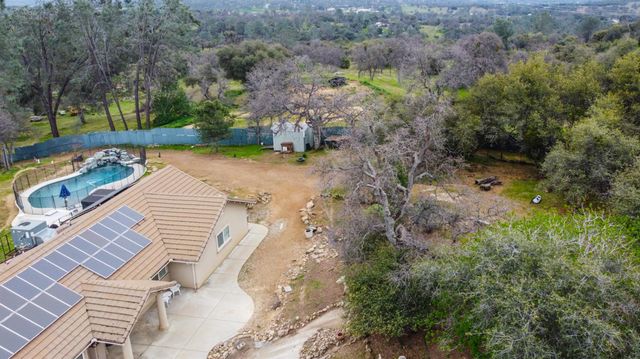 33478 Spreading Oak Lane, Auberry, CA 93602