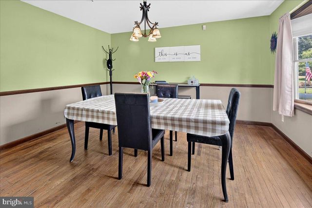 35 BEECHWOOD DR, Robbinsville, NJ 08691