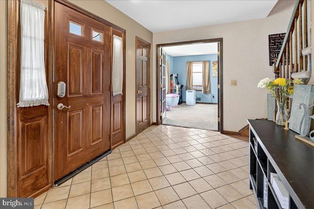 35 BEECHWOOD DR, Robbinsville, NJ 08691