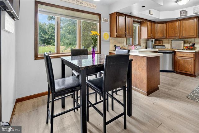 35 BEECHWOOD DR, Robbinsville, NJ 08691