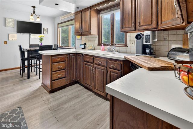 35 BEECHWOOD DR, Robbinsville, NJ 08691