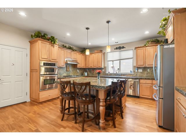 12026 Sw SURREY St, Wilsonville, OR 97070