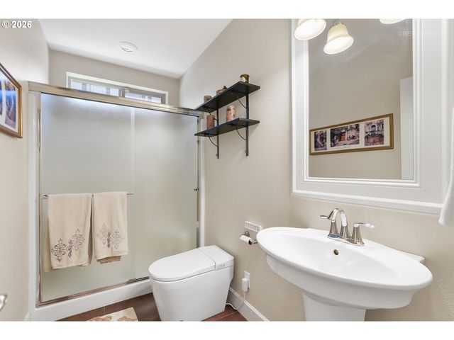 12026 Sw SURREY St, Wilsonville, OR 97070
