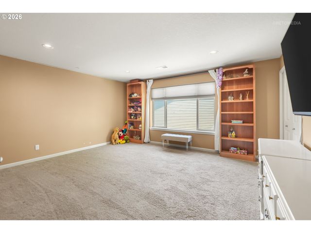 12026 Sw SURREY St, Wilsonville, OR 97070