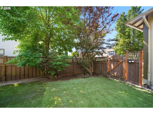 12026 Sw SURREY St, Wilsonville, OR 97070