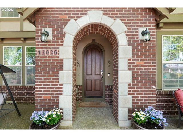 12026 Sw SURREY St, Wilsonville, OR 97070