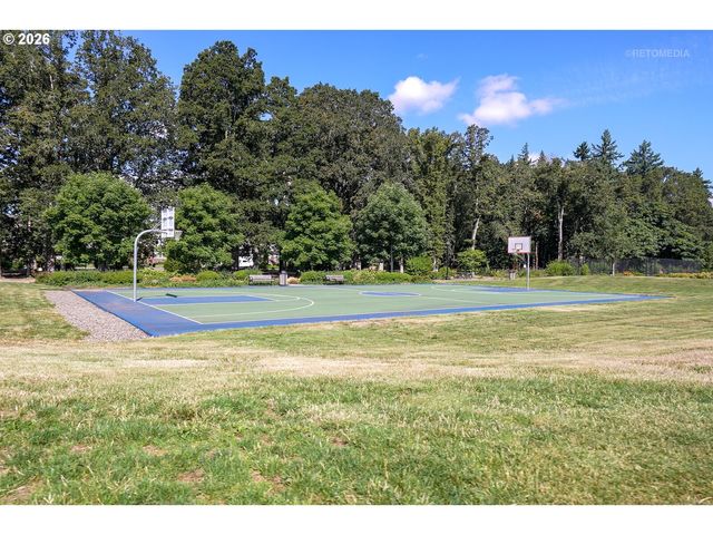 12026 Sw SURREY St, Wilsonville, OR 97070