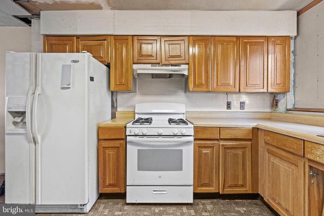 4236 LAWNSIDE RD, Philadelphia, PA 19154