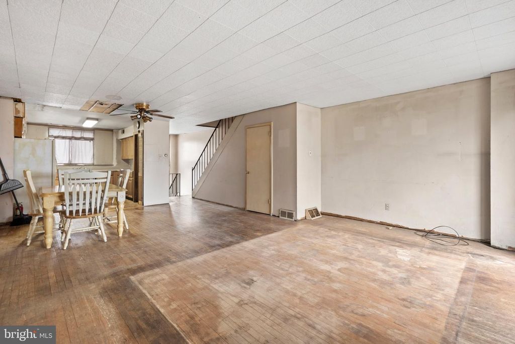4236 LAWNSIDE RD, Philadelphia, PA 19154 — photo 5