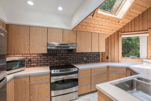 5620 N Utter Drive, Irons, MI 49644