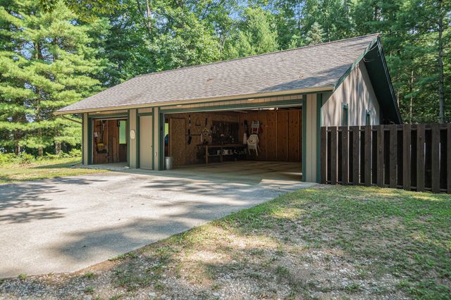 5620 N Utter Drive, Irons, MI 49644