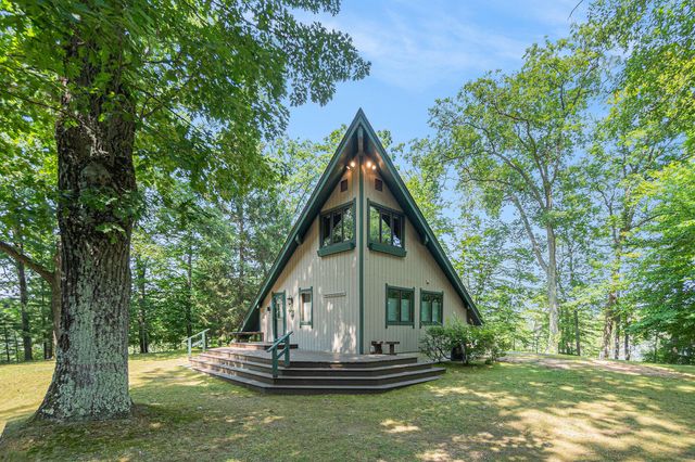 5620 N Utter Drive, Irons, MI 49644