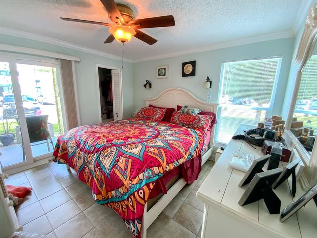 455 ALT 19 S 29, Palm Harbor, FL 34683