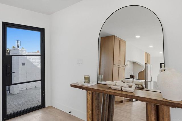 8833 Glenhaven Street, San Diego, CA 92123