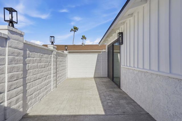 8833 Glenhaven Street, San Diego, CA 92123