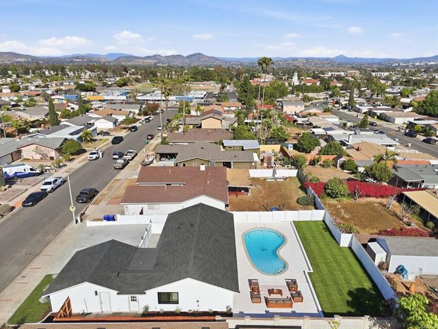 8833 Glenhaven Street, San Diego, CA 92123