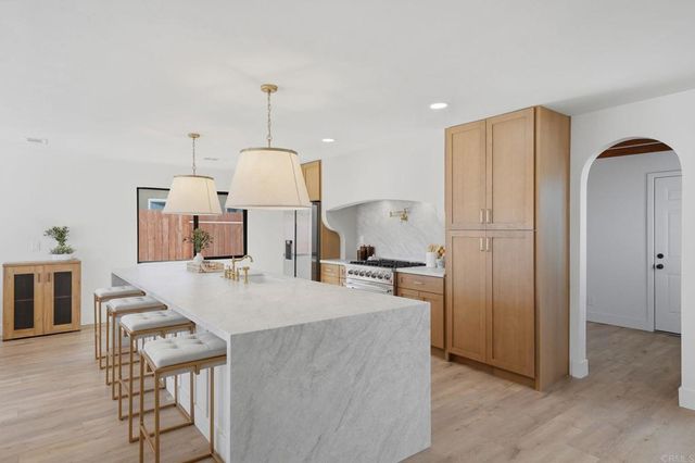 8833 Glenhaven Street, San Diego, CA 92123