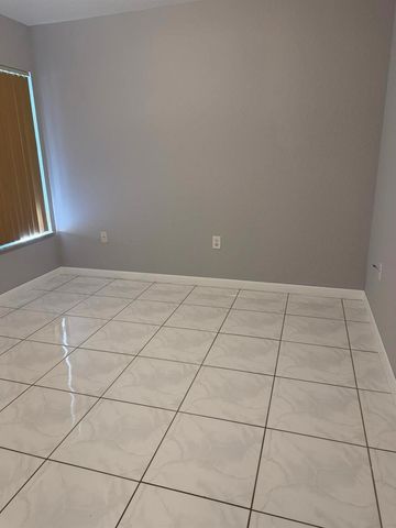 661 S Biscayne River Drive, Miami, FL 33169