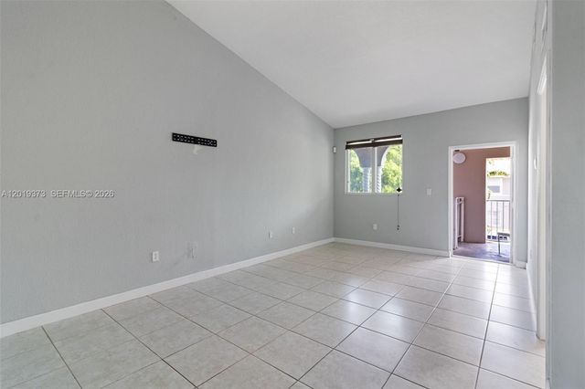 1568 SE 26th St 203, Homestead, FL 33035