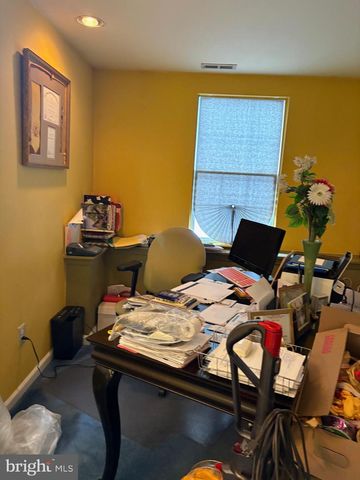 36 MORRIS DR, Sicklerville, NJ 08081