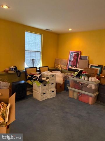 36 MORRIS DR, Sicklerville, NJ 08081