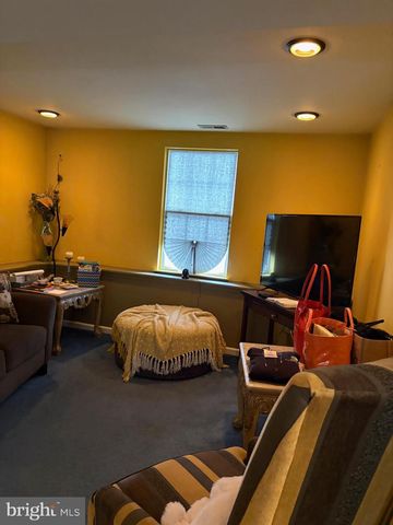 36 MORRIS DR, Sicklerville, NJ 08081