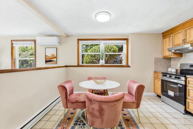 41 Mountain St 41, Woburn, MA 01801