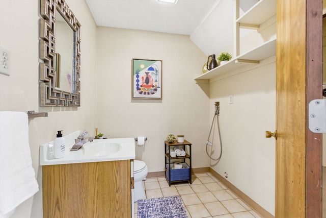 41 Mountain St 41, Woburn, MA 01801