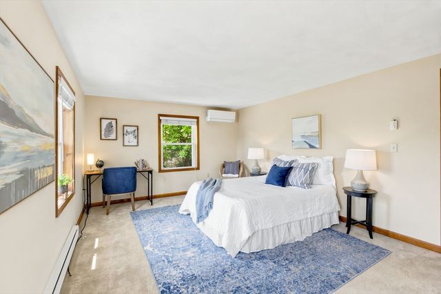 41 Mountain St 41, Woburn, MA 01801