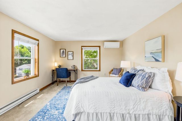 41 Mountain St 41, Woburn, MA 01801