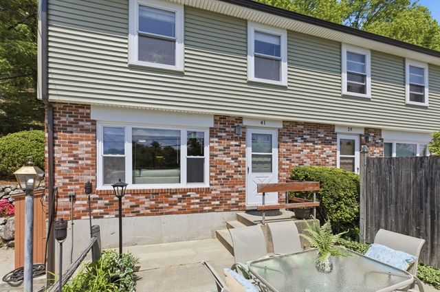 41 Mountain St 41, Woburn, MA 01801