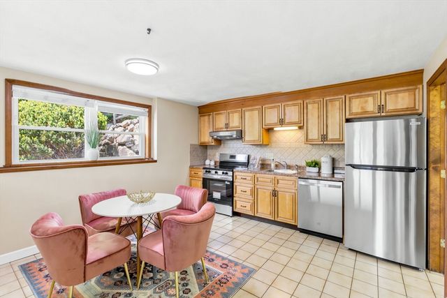 41 Mountain St 41, Woburn, MA 01801