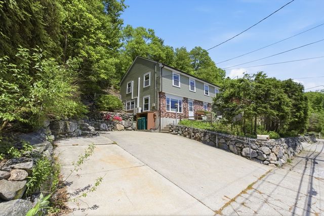 41 Mountain St 41, Woburn, MA 01801