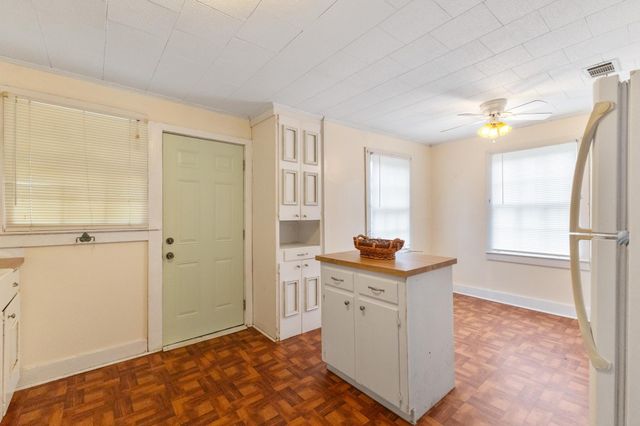 1805 Mamie St., Hattiesburg, MS 39401