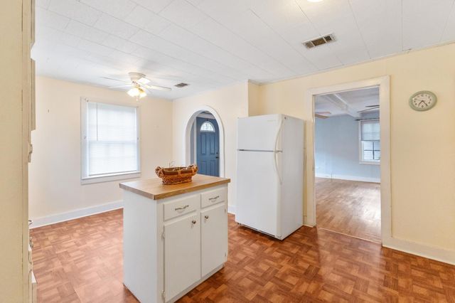 1805 Mamie St., Hattiesburg, MS 39401